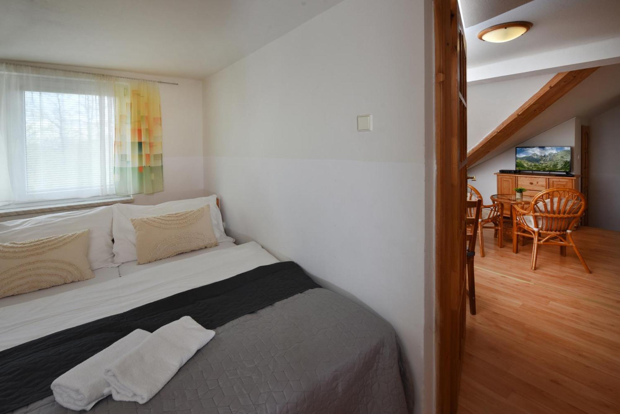 Apartmany Zea ตาตรันสกา ลอมนีจา ภายนอก รูปภาพ