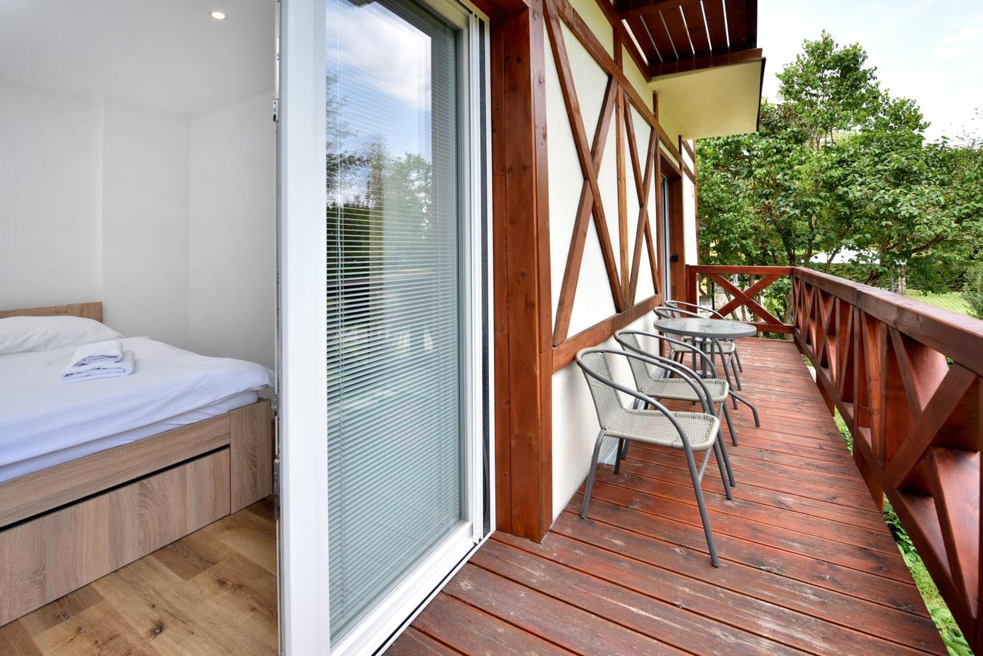 Apartmany Zea ตาตรันสกา ลอมนีจา ภายนอก รูปภาพ